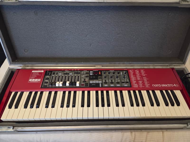 Nord Electro 4D SW61 Semi-Weighted 61-Key Digital Piano - Red with