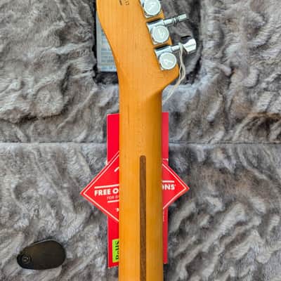 Fender American Ultra II Telecaster with Maple Fretboard 2024 - Present - Avalanche image 5