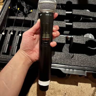 Shure QLX-D Wireless System Package (4x QLXD2/SM58 + 4x QLXD1 Bodypacks + 4 Lavaliers) 2014-present - Black image 3
