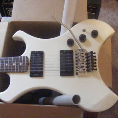 Kramer Floyd Rose signature model. 1983 white image 6