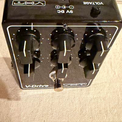 VHT V-Drive 2010s - Black image 2