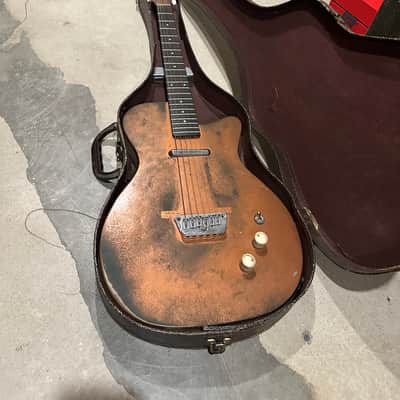 Silvertone U-1 Copper Guitar with case. image 1
