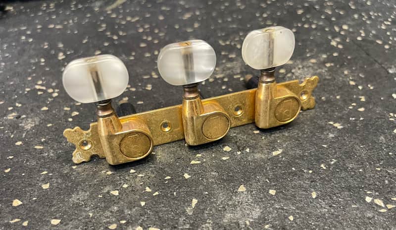 Ovation Classical tuners 1970’s - Gold image 1