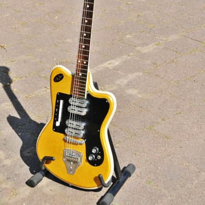 Crucianelli Elite 40V 1962 Gold Sparkle image 3