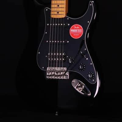Squier Classic Vibe '70s Stratocaster HSS, Maple FB, Black image 2