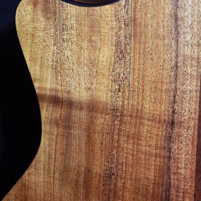 724ce Grand Auditorium / V-class Acoustic-Electric Guitar - Natural Hawaiian Koa image 7