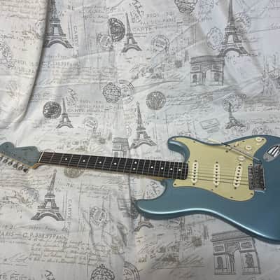 2005 Fender FSR Deluxe Vintage Player ‘62 Stratocaster Ice Blue Metallic Thin Skin Lacquer Matching Headstock 22 Frets Wildwood Spec ARVI Reissue RARE! image 9