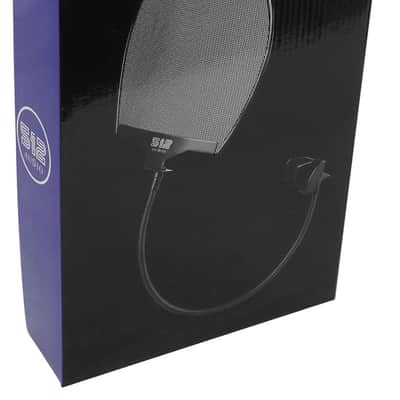 Fender Quantum Creator Kit w/ Interface+Microphone+Headphones+Stand+Pop Filter image 5