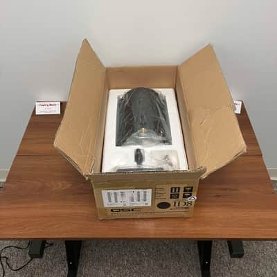 QSC iD8 Intellidock Mounting System image 3
