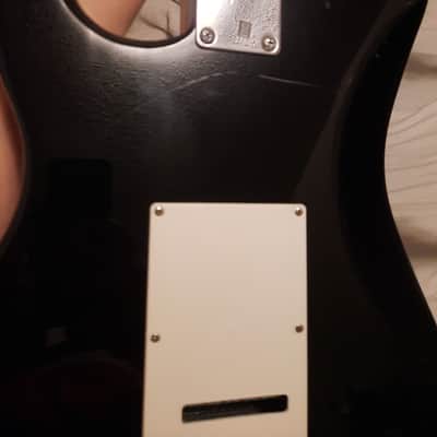 Squier Bullet Stratocaster 2010 - 2018 - Black image 5