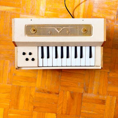 Super Rare Giaccaglia Micro “Fisetta” Chord/Reed Organ (Italy, 1950s) – vintage electric mini organ and harmonium! image 18