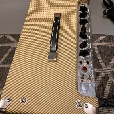 Peavey Classic 30 II 2-Channel 30-Watt 1x12" Guitar Combo Tweed image 5