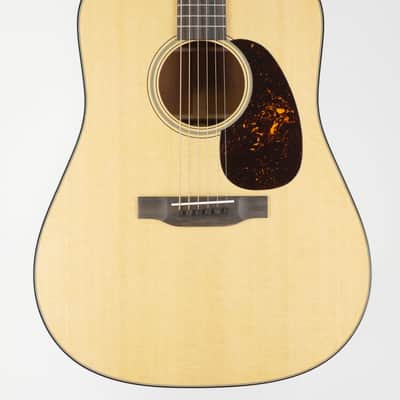 Martin D-18 Natural image 1