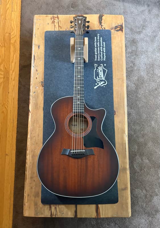 Taylor 324ce Tasmanian Blackwood 2016 - 2018 - Shaded Edgeburst image 1