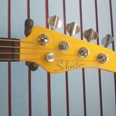 Schecter Diamond Series CV-4 Bass image 3