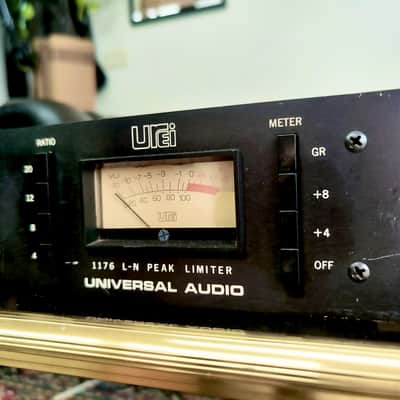 Urei Universal Audio 1176LN Rev. F Limiting Amplifier 1970s - Black Panel image 2