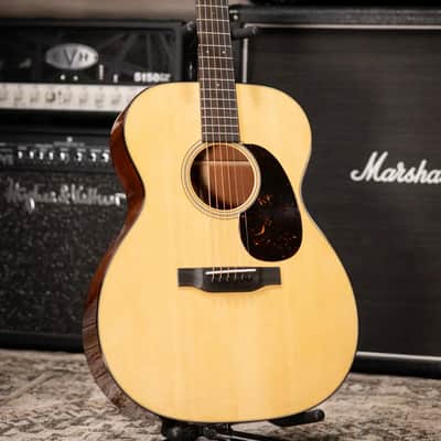 Martin 000-18 Standard Acoustic Guitar - Natural with Hardshell Case image 10
