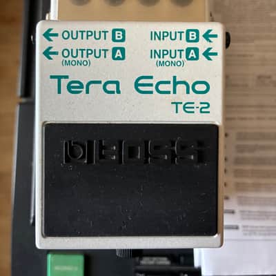 Boss TE-2 Tera Echo 2013 - Present - White image 1