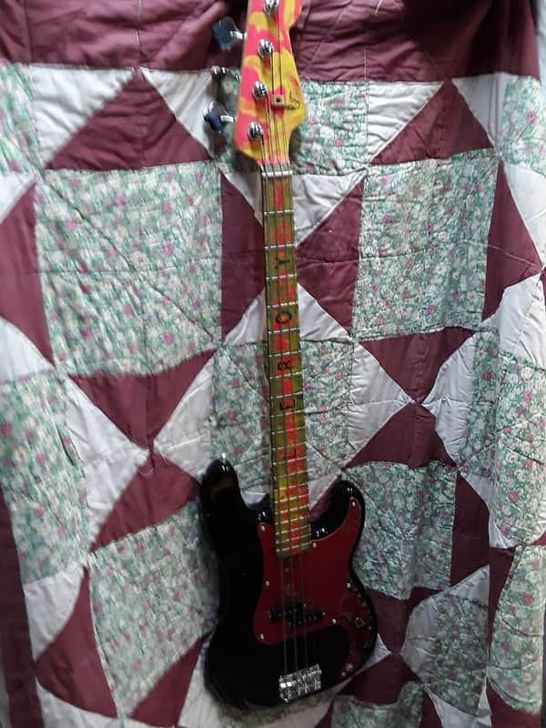 Squier Precision Bass 2000's image 1
