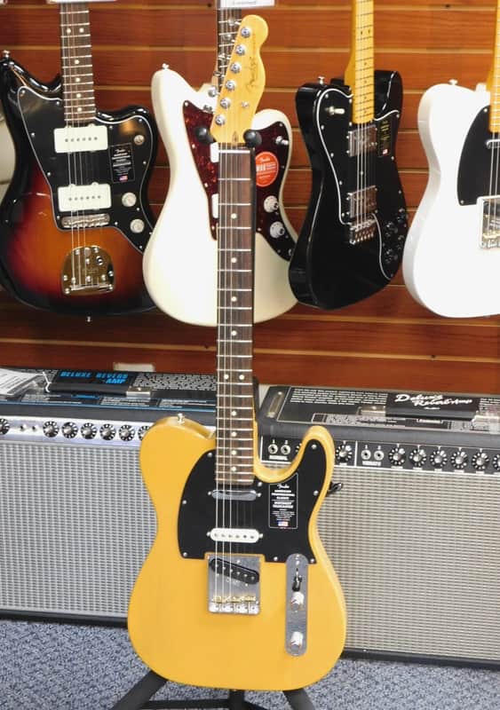 2025 Fender American Professional Classic Hotshot Telecaster Electric Guitar w/Gig Bag! Butterscotch Blonde! VERY NICE!!!