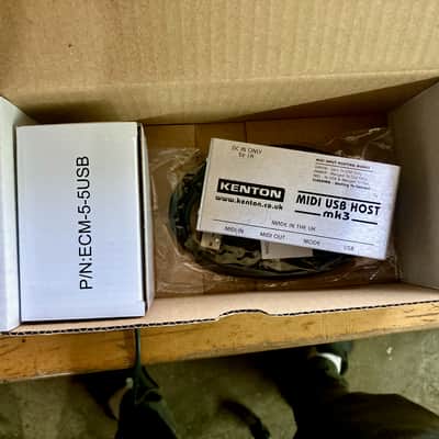 Kenton Kenton MIDI USB Host mk3 MIDI Interface Silver image 2
