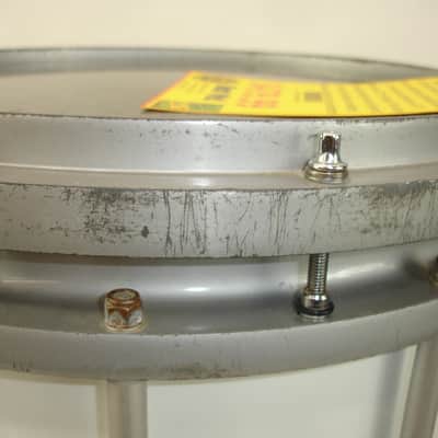 Yamaha SFZ Series 13"x11" Marching Snare Drum, White w/ Case image 8