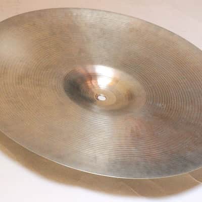 Set of Ludwig Paiste 16" & 18" Crash Cymbals, Matched Pair, Medium Weight - 1960s / INSPECTED & TESTED image 8