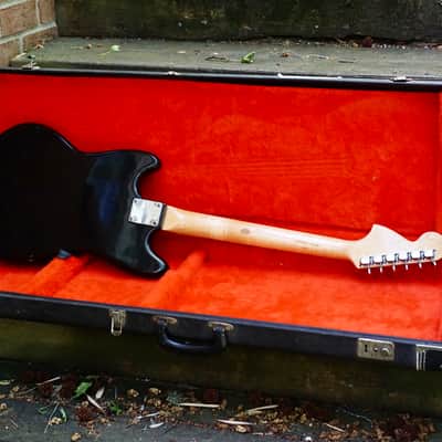 Fender Musicmaster 1978 Black Short Scale Vintage Electric Guitar Free Shipping 48 CONUS image 3