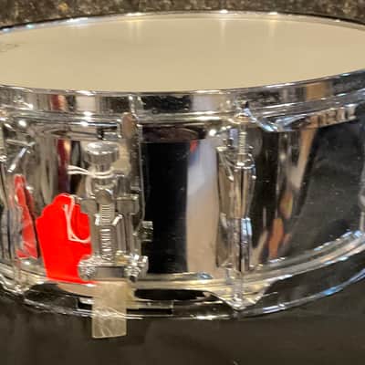 Yamaha SD-255 5.5x14" 8-Lug Steel Snare Drum  - Chrome image 2