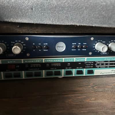 Elysia xfilter Stereo 4-Band Parametric Equalizer 2010s - Blue image 2