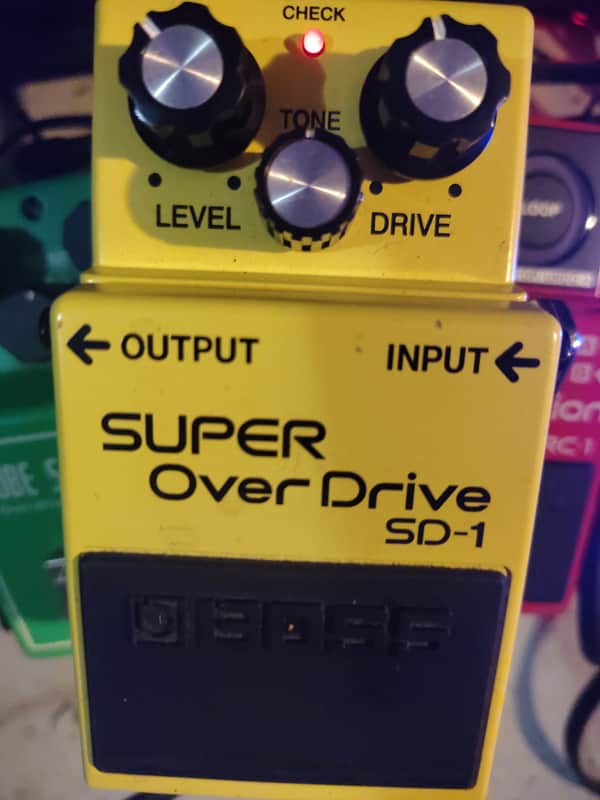 Boss SD-1 Super OverDrive (Silver Label) 1997 - Present - Yellow