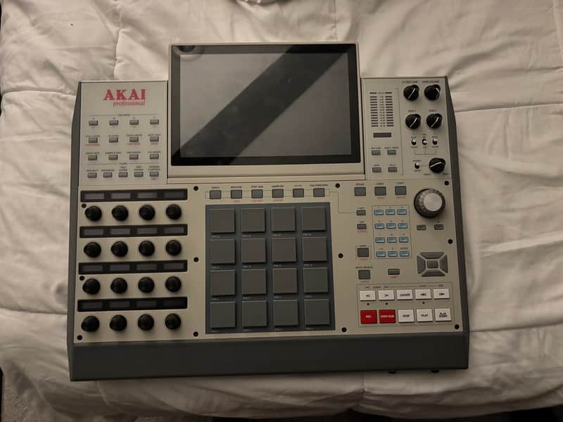Akai MPC X Special Edition 2020’s - Retro Grey image 1