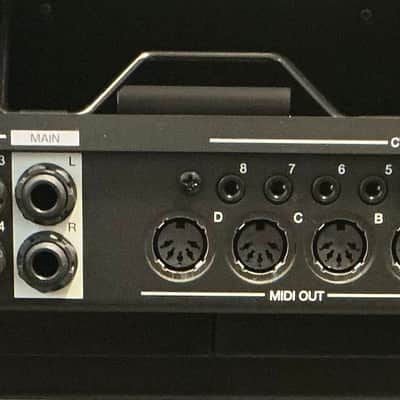 Akai MPC X Standalone Sampler / Sequencer 2017 - Present - Black image 9