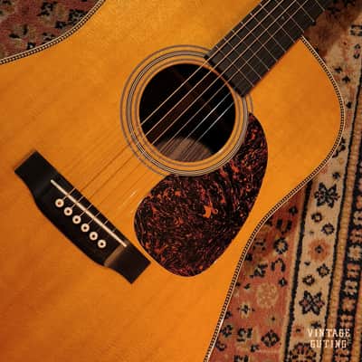 2010 Martin HD-28V Natural w/ OHSC | Herringbone, Forward-Shifted Scalloped Bracing, Tortoise Pickguard image 6