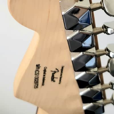 Squier Stratocaster Mini Red image 14