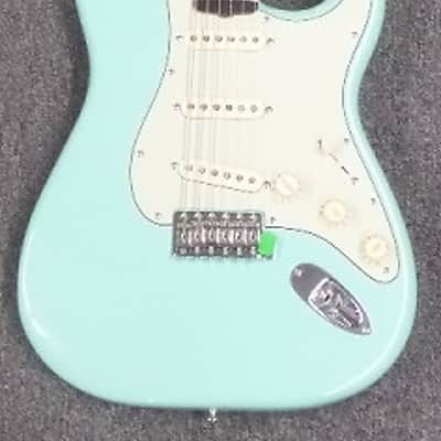 Fender® Special Edition '60s Strat Lacquer Rosewood Fingerboard Surf Green w/Matching Headcap image 1