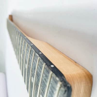 Eko Left Hand Guitar Strat Style Maple Neck, Rosewood Fingerboard 22 Frets image 4