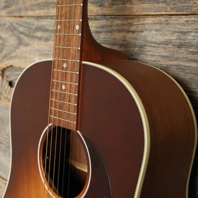 Used Gibson 50s J-45 Studio Walnut A/E Guitar - Vintage Sunburst w/Bag image 4