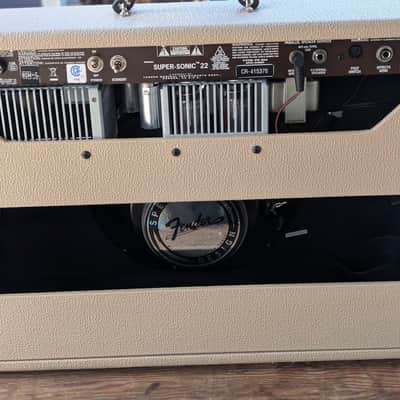 Fender Super-Sonic 22 2-Channel 22-Watt 1x12" Guitar Combo Blonde image 2