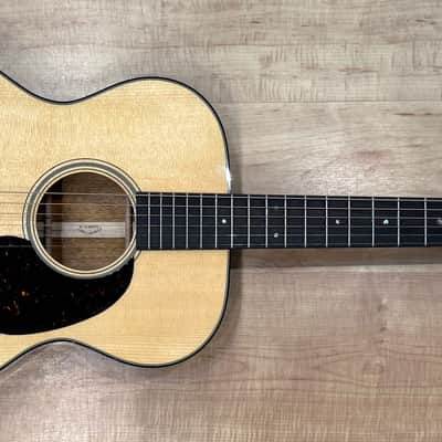 Martin Standard Series 000-18 Acoustic Guitar (2025 Version) image 4