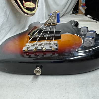 Fender American Performer Precision Bass 4-string P-Bass 2021 - 3-Color Sunburst / Rosewood fingerboard image 16
