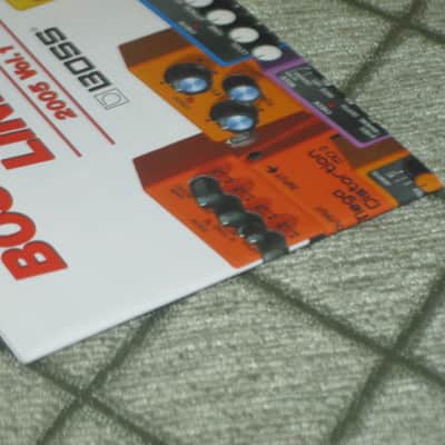very lightly handled / very clean Boss Product Lineup 2005 Vol.1 (fold open product catalog - fully open it is 14 inches L x 10 inches W), printed in Taiwan 2005 image 10