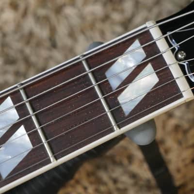 Video! 2001 "Just Shoot Me" Gibson ES-175 Black Top Sunburst Back/Sides | Burnt on TV image 5