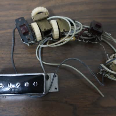 Vintage 1960s Dynacord Pick Up Also fits Framus Hofner Hopf Hoyer Avanti Harvey Thomas Guitar 1 Pick Up Set With Control Panel Rare Bakelite Volume Knobs Pots & Buttons image 1