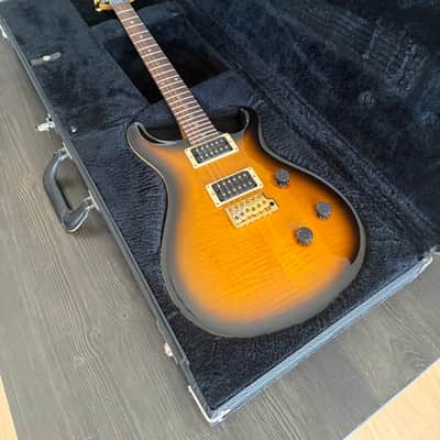 PRS CE 24 Maple Top Tremolo 1995 - 2008 - Black Sunburst image 1