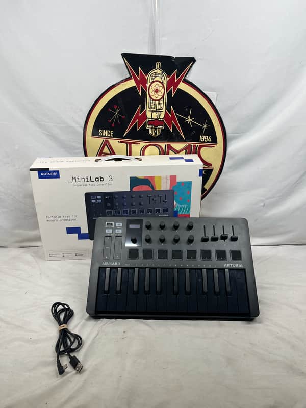 Arturia Minilab 3 Universal MIDI Controller with Box image 1
