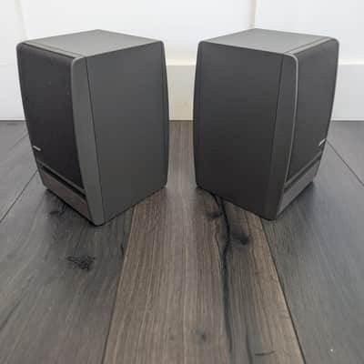 Vintage High Fidelity BOSE 141 Bookshelf Speaker Pair 40 Watts (Late 90's / Early 2000's) image 2