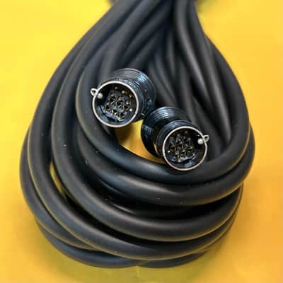 Immagine Roland C-13B (GKC10) Electric Guitar/Synth Cable 30' - Black - 2