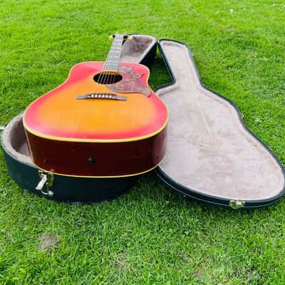 Gibson Hummingbird 1967 - Cherry Sunburst image 10