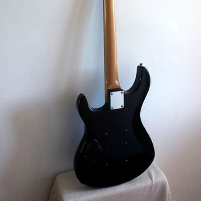 Used Yamaha ERG121 Black image 17